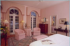 Waterloo House guestroom
