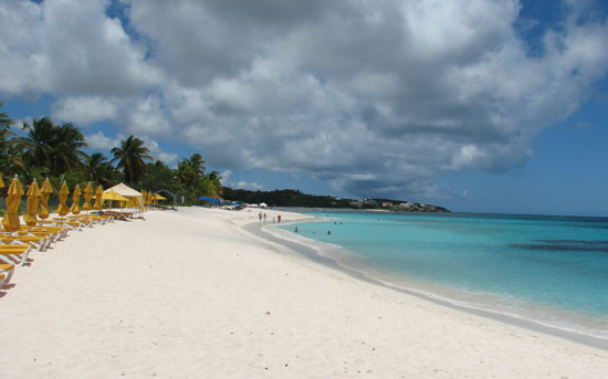 Shoal Bay Beach